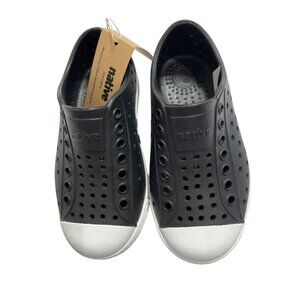 Native Jefferson Shoes in Jiffy Black Shell White